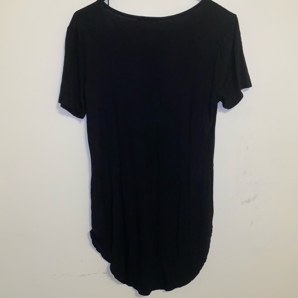 Black Soft Ribbed Short Sleeve High-Low Top - Picture 3 of 4